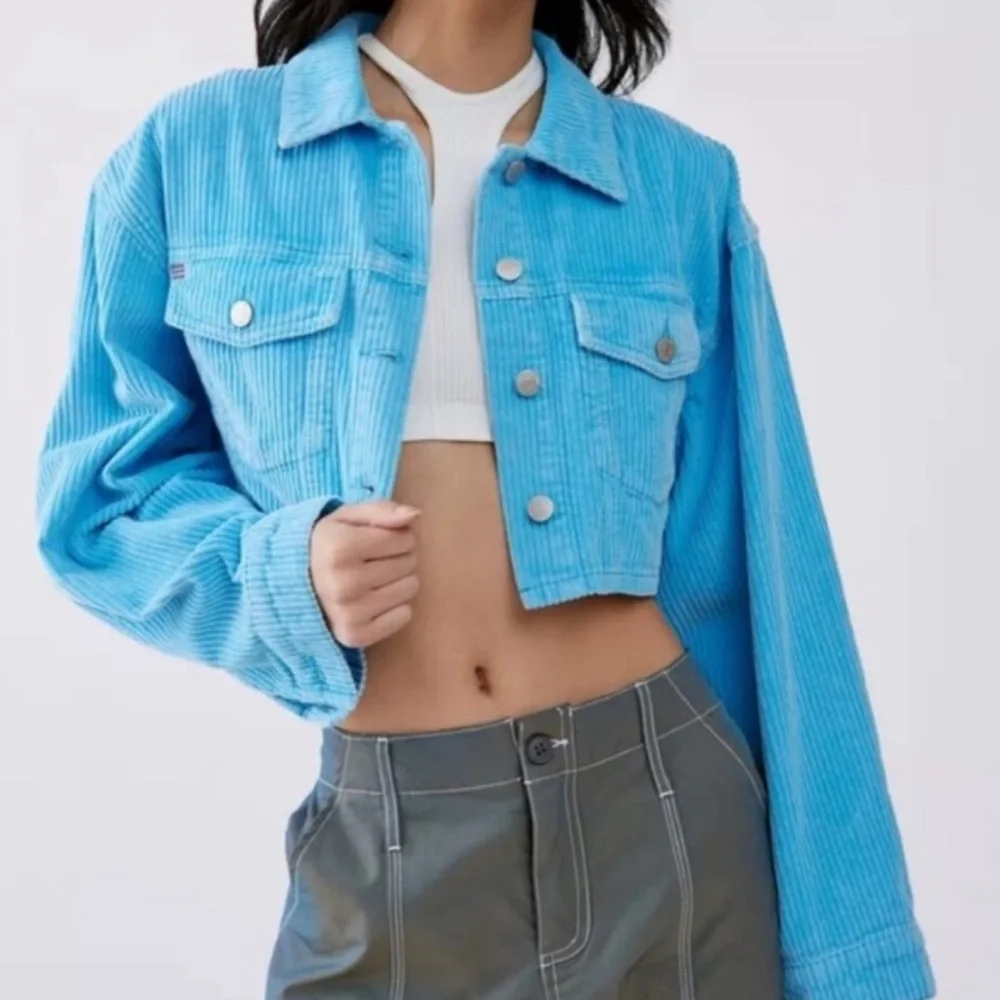 **NWT** Urban Outfitters Corduroy Cropped Jacket - Picture 2 of 5